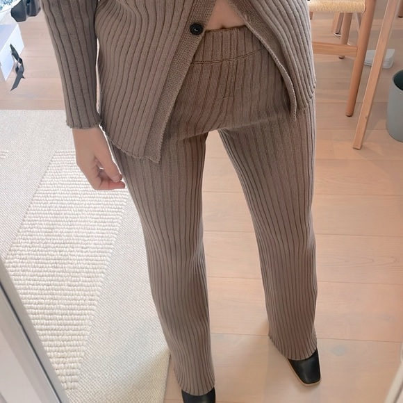 SET Alohas Icon knit cardigan and pant set - Picture 10 of 12